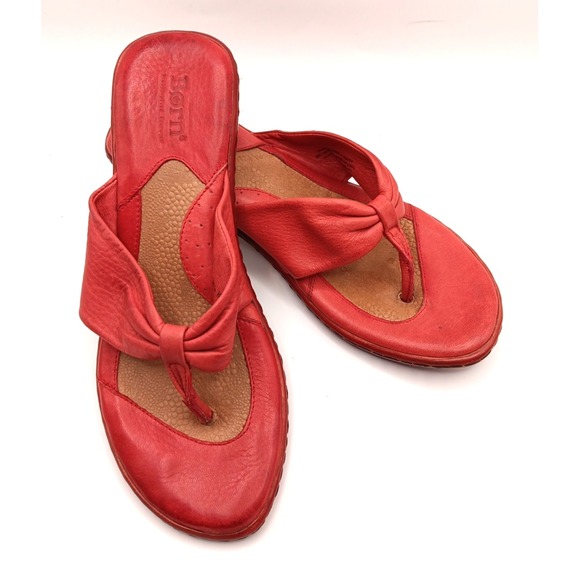 Born Handcrafted Thong Flower Sandals Red‎ Leather Women's Size 9 US - Picture 1 of 6